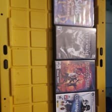 EA/Microsoft PC Game Lot Sims 2 Double Deluxe, Medal of Honor, Siege, Heroes